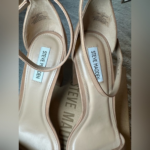 Steve Madden Tiaa Camel Heels, Size 10 NWB - Picture 10 of 14
